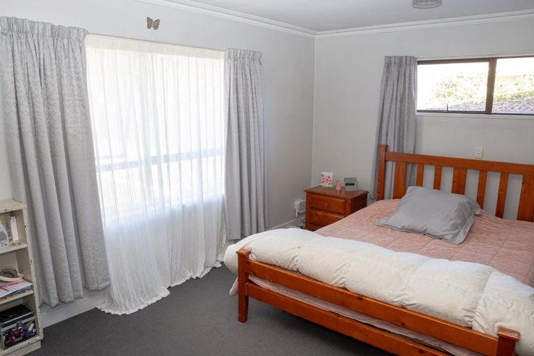 Photo of property in 32 Park Avenue, Oxford, 7430