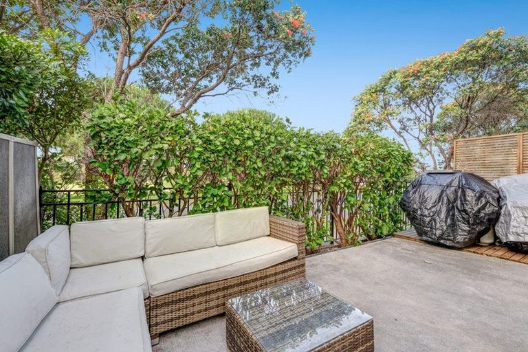 Photo of property in 19 Trimaran Drive, Gulf Harbour, Whangaparaoa, 0930