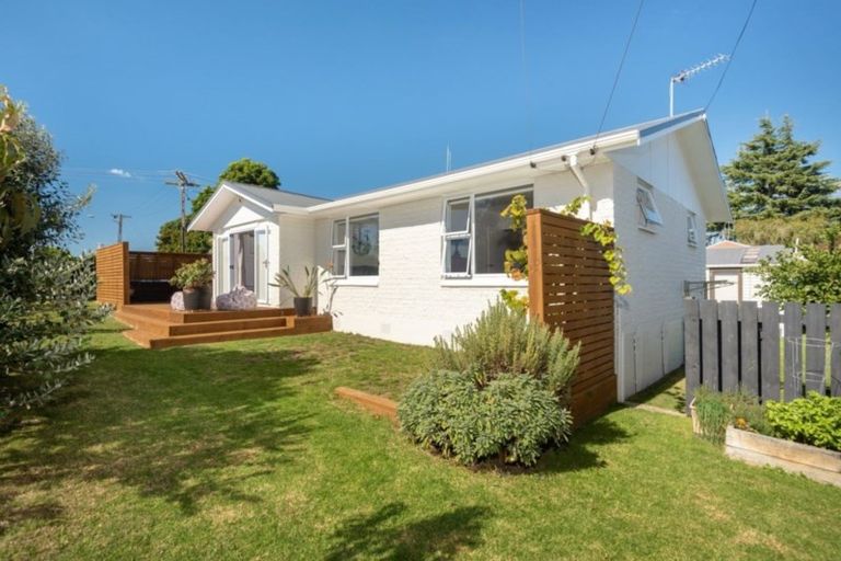 Photo of property in 2 Linton Crescent, Matua, Tauranga, 3110