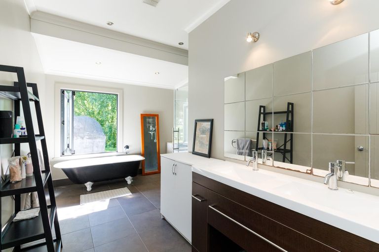 Photo of property in 50 Akers Road, Linton, Palmerston North, 4472