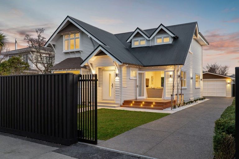 Photo of property in 21 Watford Street, Strowan, Christchurch, 8052