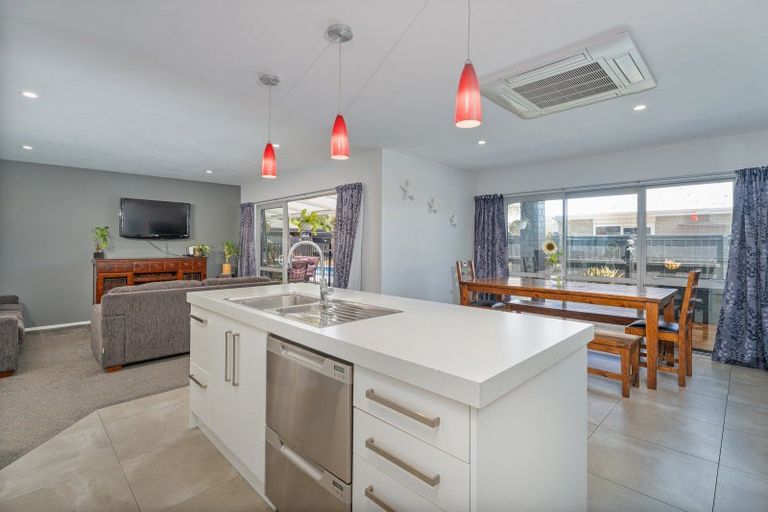 Photo of property in 338 Cook Drive, Whitianga, 3510