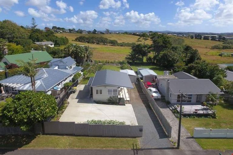 Photo of property in 30 Trig Road, Whenuapai, Auckland, 0618