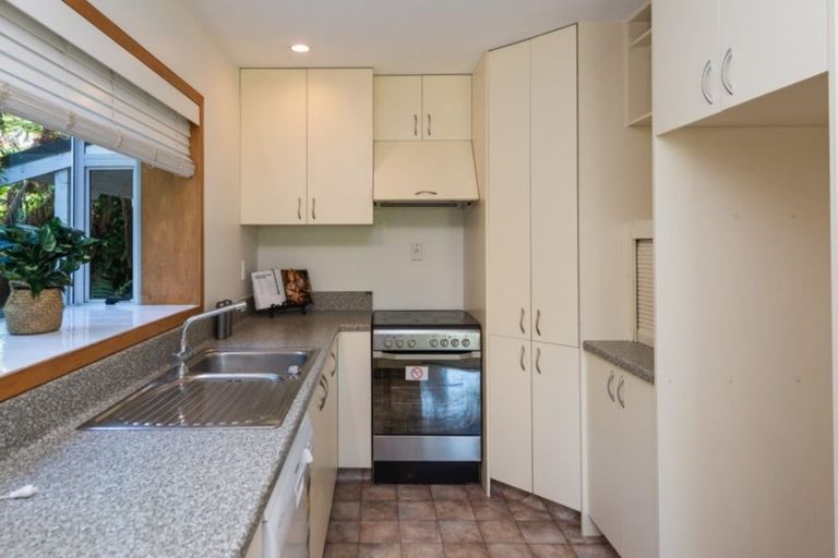 Photo of property in 28a Grassmere Street, Papanui, Christchurch, 8052