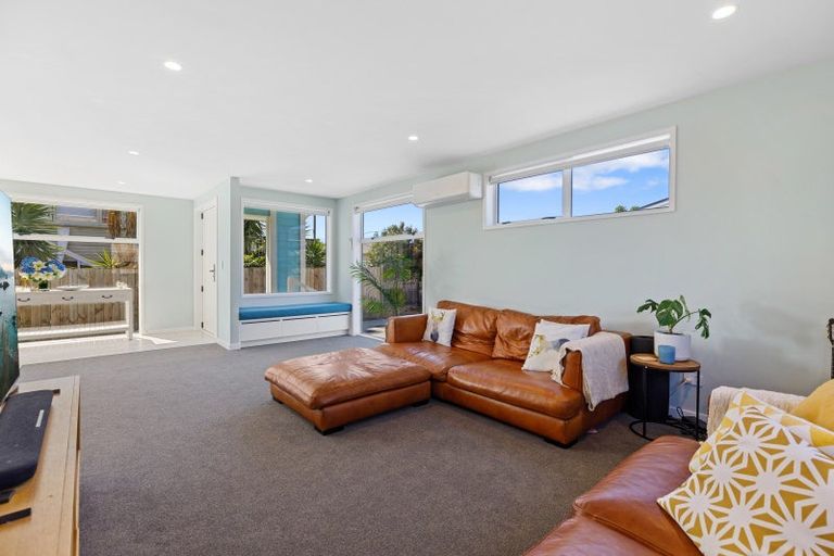 Photo of property in 814b Papamoa Beach Road, Papamoa Beach, Papamoa, 3118