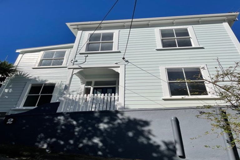 Photo of property in 2 Glenbervie Terrace, Thorndon, Wellington, 6011
