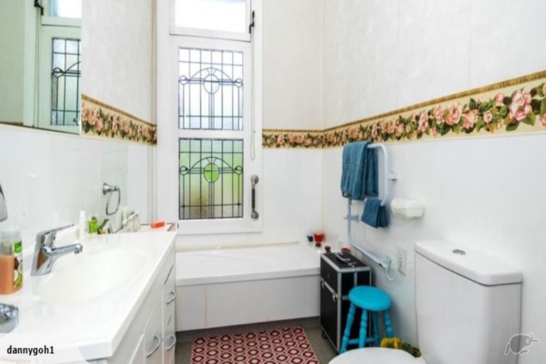 Photo of property in 56 Evans Street, Maori Hill, Timaru, 7910