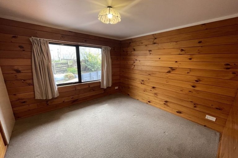 Photo of property in 2/30 Charles Dickens Drive, Mellons Bay, Auckland, 2014