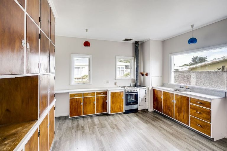 Photo of property in 313 Kennedy Road, Onekawa, Napier, 4110