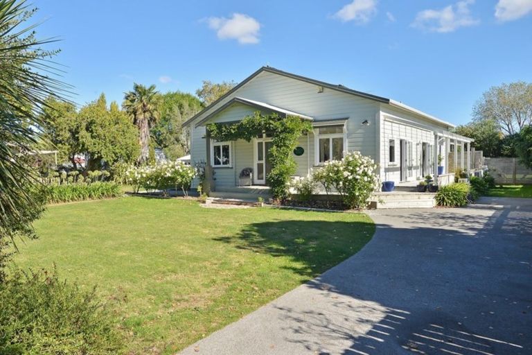Photo of property in 76 Venice Street, Martinborough, 5711