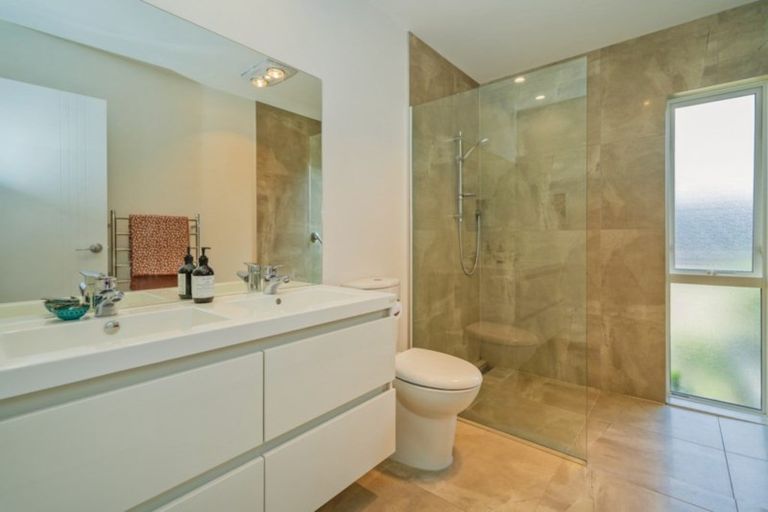 Photo of property in 346 Cook Drive, Whitianga, 3510