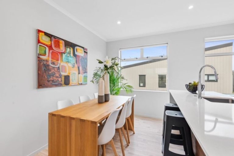 Photo of property in 15 Bonnette Road, Flat Bush, Auckland, 2019