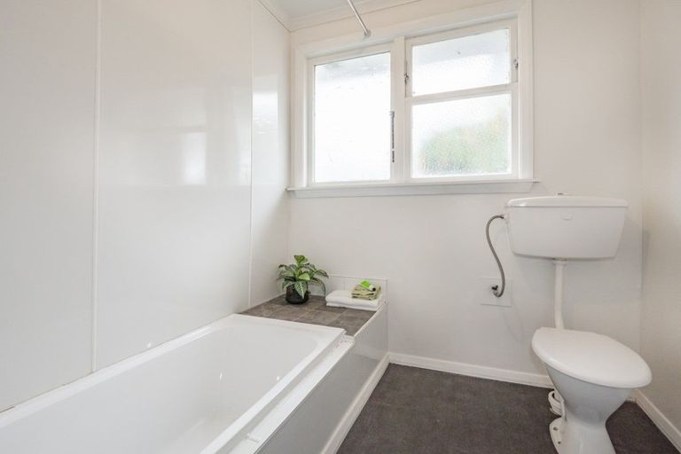 Photo of property in 11 Bristol Place, Flaxmere, Hastings, 4120