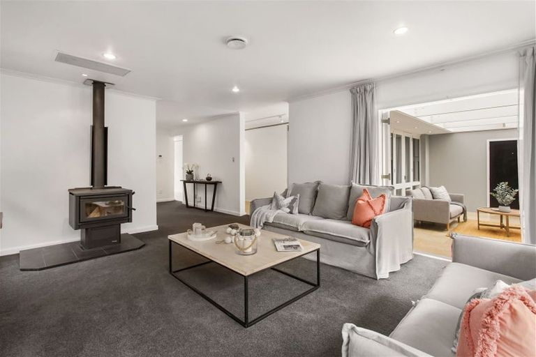 Photo of property in 17 Joyce Crescent, Ilam, Christchurch, 8041