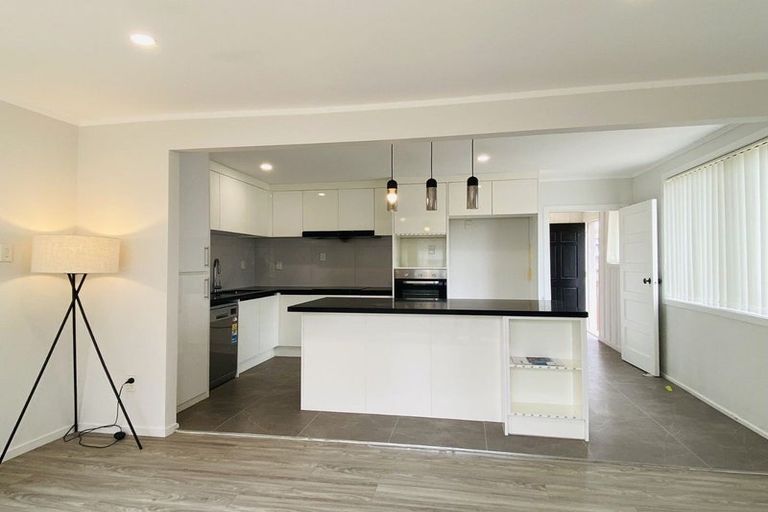 Photo of property in 71c Ash Street, Avondale, Auckland, 1026