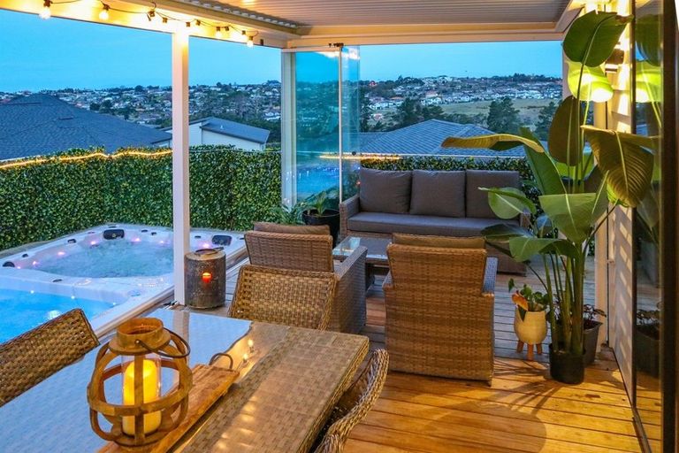 Photo of property in 23 Pioneer Rise, Silverdale, 0932