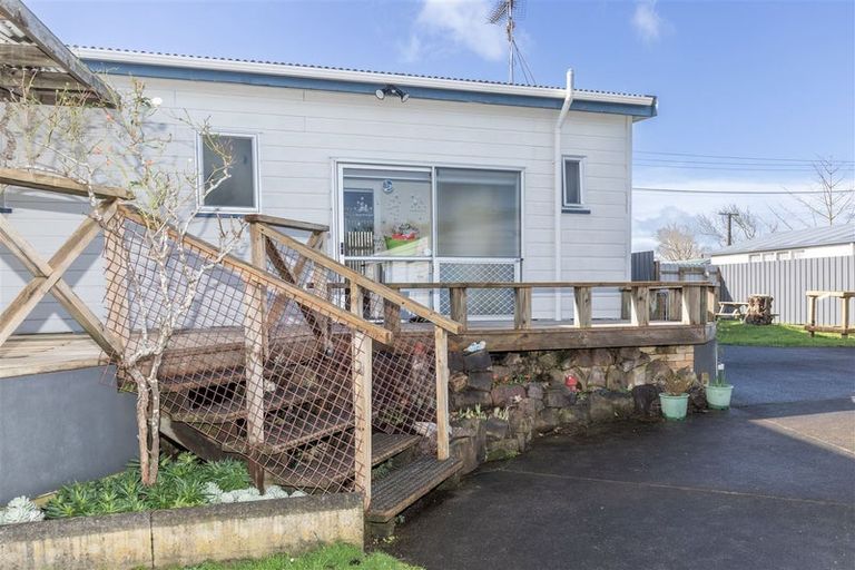 Photo of property in 81 Hakanoa Street, Huntly, 3700