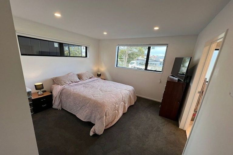 Photo of property in 10 Peara Place, Henderson, Auckland, 0610