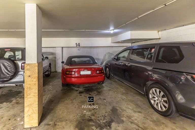 Photo of property in 3/5 Hopper Street, Mount Cook, Wellington, 6011