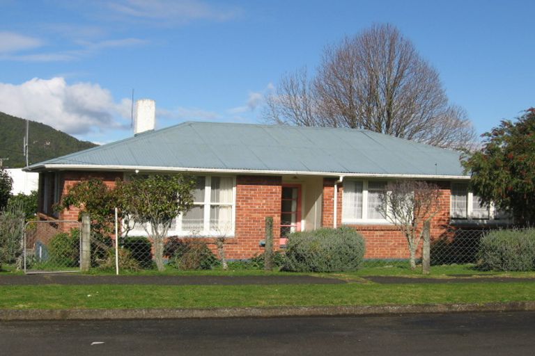 Photo of property in 2 Jane Nelson Place, Otangarei, Whangarei, 0112