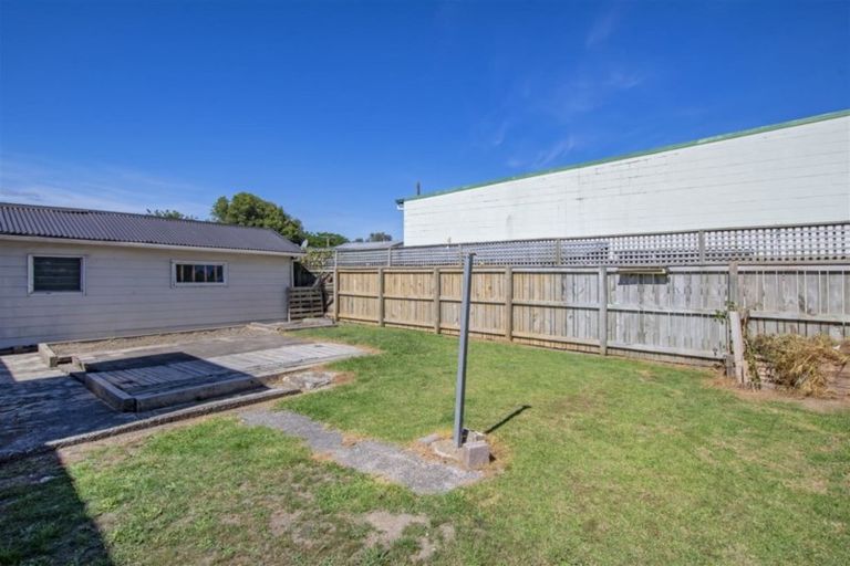 Photo of property in 25 Maunu Road, Avenues, Whangarei, 0110