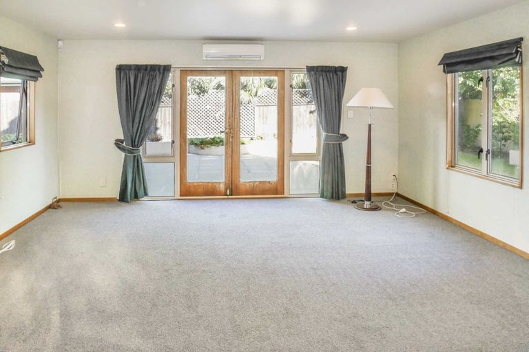 Photo of property in 257 Maidstone Road, Avonhead, Christchurch, 8042
