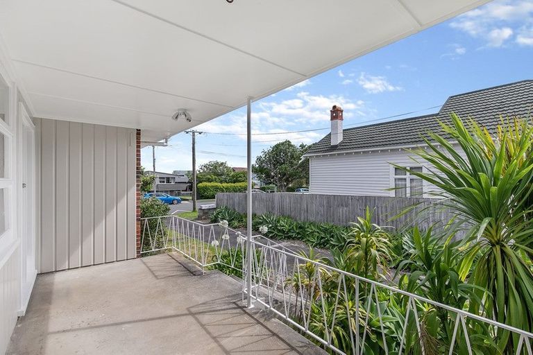 Photo of property in 1/6 Tennyson Avenue, Takapuna, Auckland, 0622
