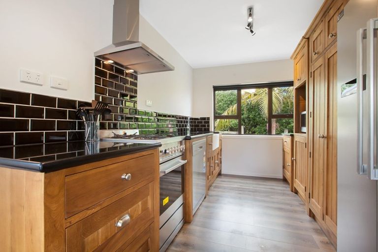 Photo of property in 380 State Highway 10, Cable Bay, 0420