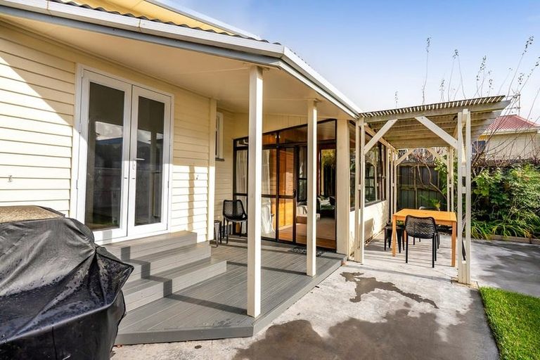 Photo of property in 42 Gaine Street, New Plymouth, 4310