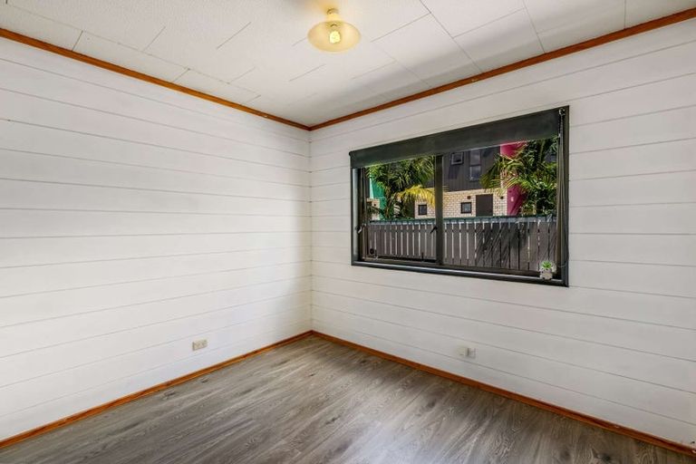 Photo of property in 2/32 Great South Road, Papakura, 2110