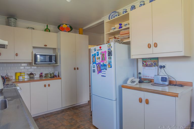 Photo of property in 38 Bouverie Street, Waimataitai, Timaru, 7910