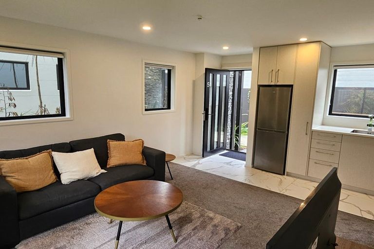 Photo of property in 5/41 Gracefield Avenue, Christchurch Central, Christchurch, 8013