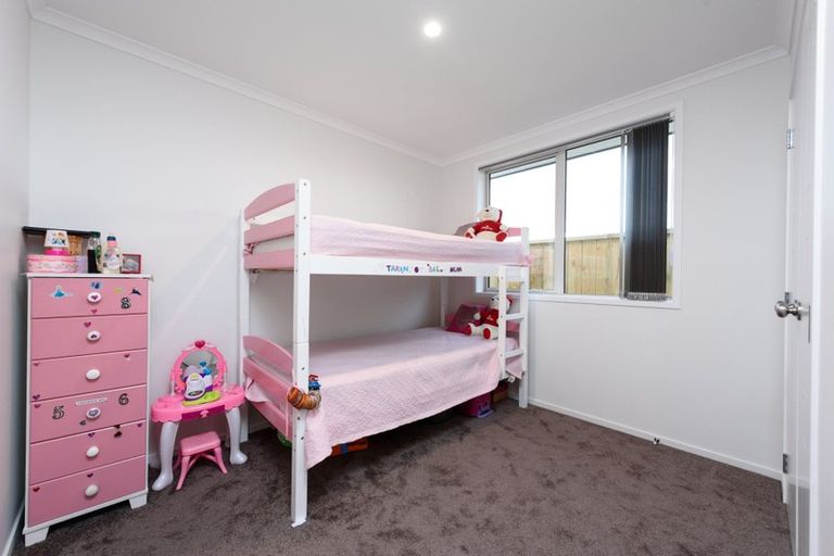 Photo of property in 17 Pimelea Street, Papamoa Beach, Papamoa, 3118