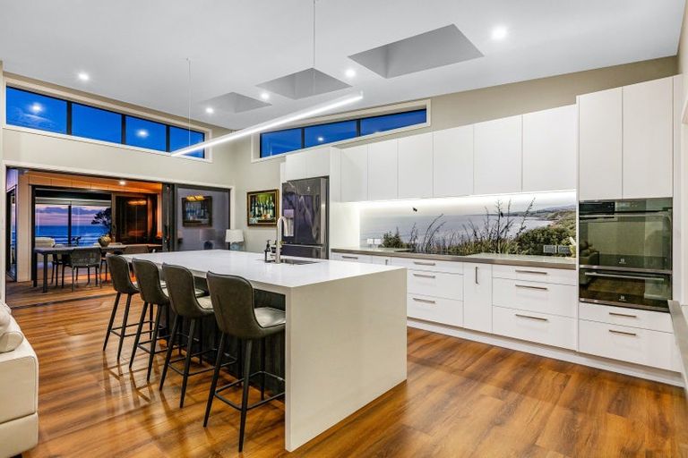 Photo of property in 35 The Esplanade, Raumati South, Paraparaumu, 5032