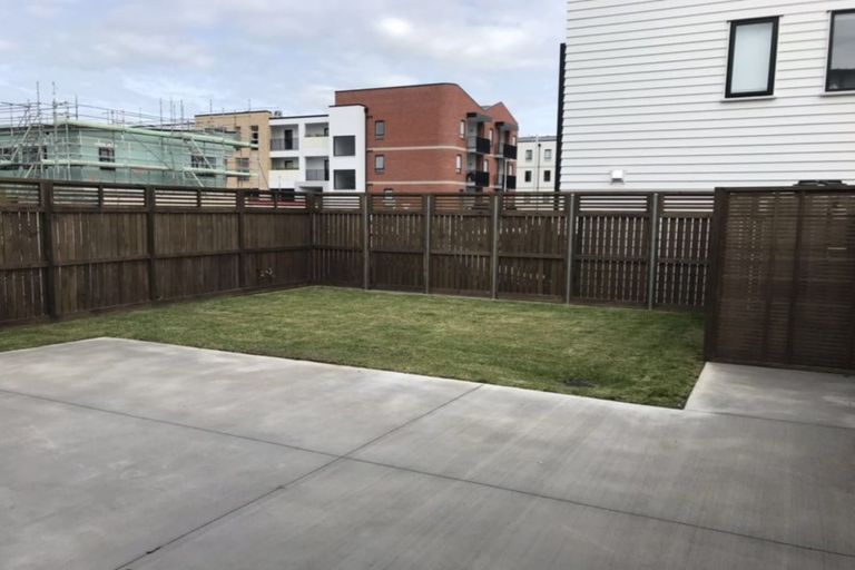 Photo of property in 26 Sidney Wallingford Way, Hobsonville, Auckland, 0616