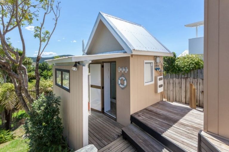 Photo of property in 426 Onemana Drive, Onemana, Whangamata, 3691