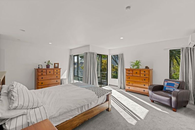 Photo of property in 28 Huntingdon Place, Avonhead, Christchurch, 8042