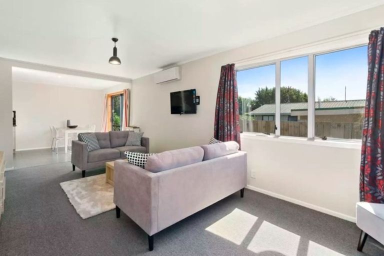 Photo of property in 33 Selwyn Road, Lynmore, Rotorua, 3010