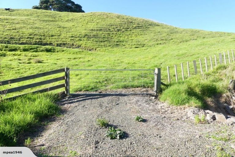 Photo of property in 4 Ohiwa Cove Rise, Waiotahe, Opotiki, 3198