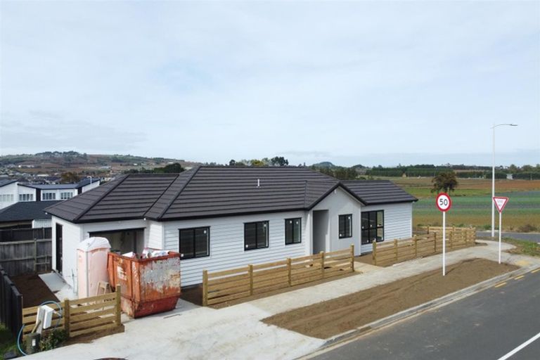 Photo of property in 1 Huamanu Street, Pukekohe, 2120