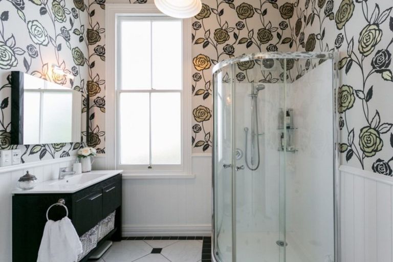 Photo of property in 11 Colenso Avenue, Hospital Hill, Napier, 4110