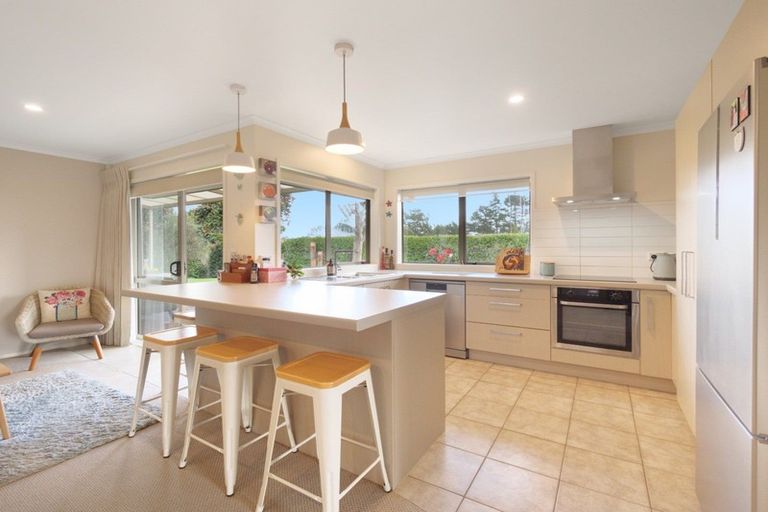 Photo of property in 43 Woodleigh Place, Ohauiti, Tauranga, 3112