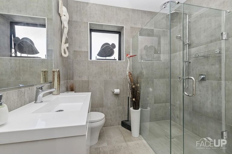 Photo of property in 2/85 Bomb Point Drive, Hobsonville, Auckland, 0616