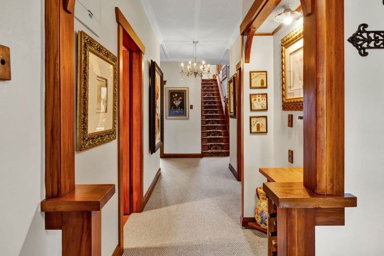 Photo of property in 192a Mangorei Road, Merrilands, New Plymouth, 4312