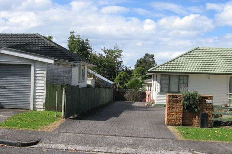 Photo of property in 1/3 Kervil Avenue, Te Atatu Peninsula, Auckland, 0610