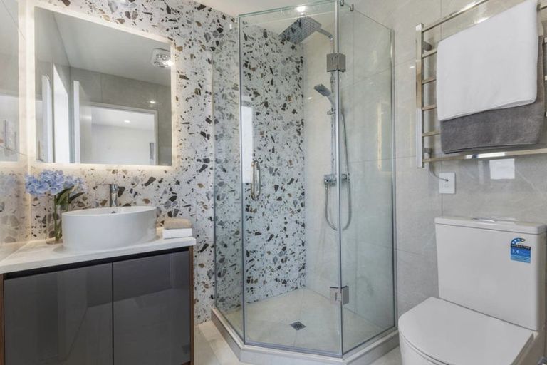 Photo of property in 14 Kapeta Lane, Karaka, Papakura, 2113