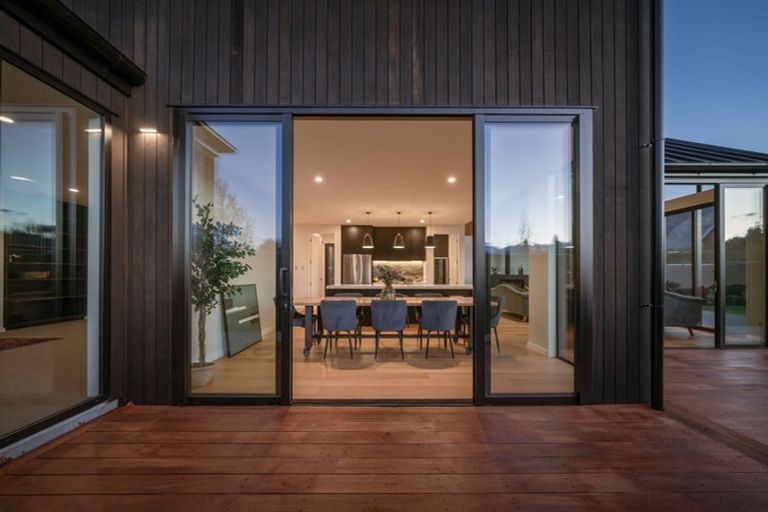 Photo of property in 170c Beacon Point Road, Wanaka, 9305