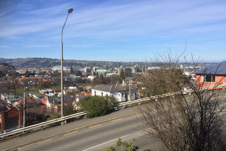 Photo of property in 2/84 Warrender Street, North Dunedin, Dunedin, 9016