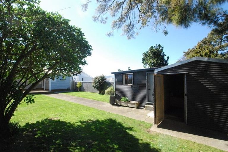 Photo of property in 76 Wakefield Street, Alicetown, Lower Hutt, 5010