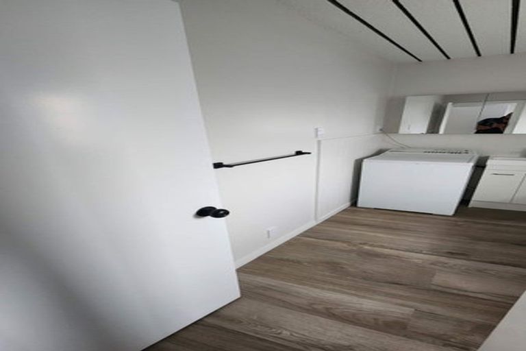 Photo of property in 1/555 Hillside Road, Caversham, Dunedin, 9012